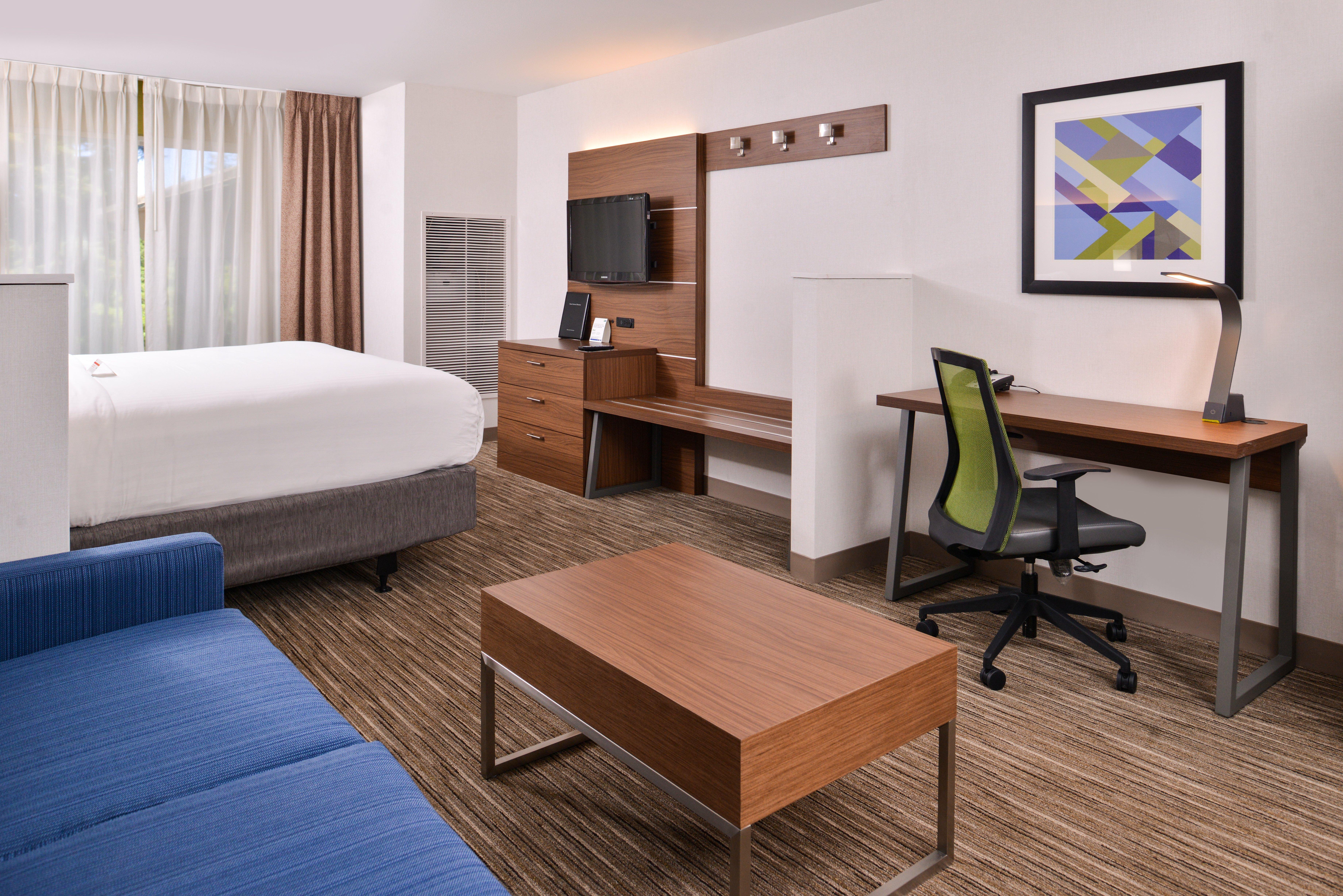 Holiday Inn Express & Suites Lacey - Olympia By Ihg Exterior photo