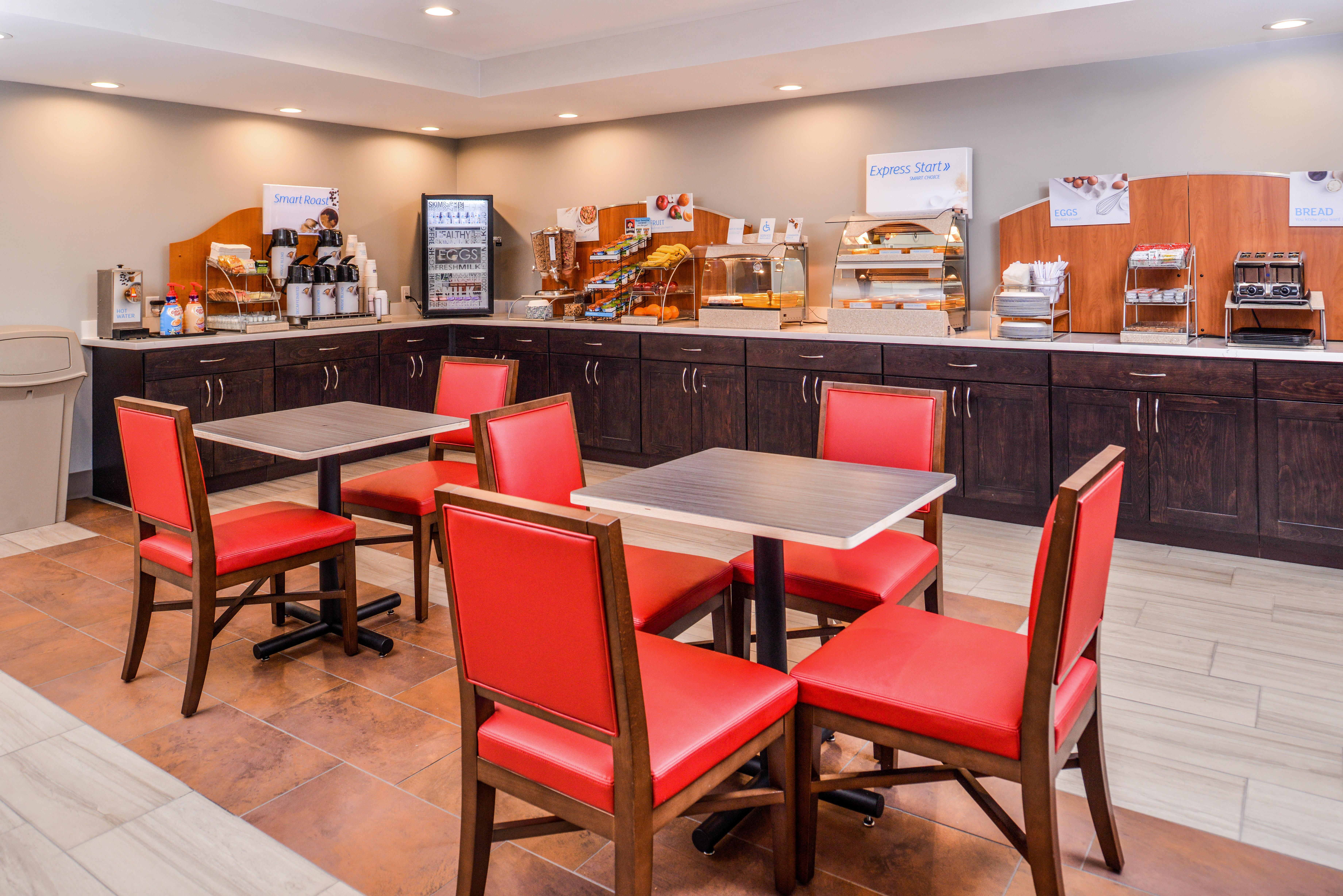Holiday Inn Express & Suites Lacey - Olympia By Ihg Exterior photo