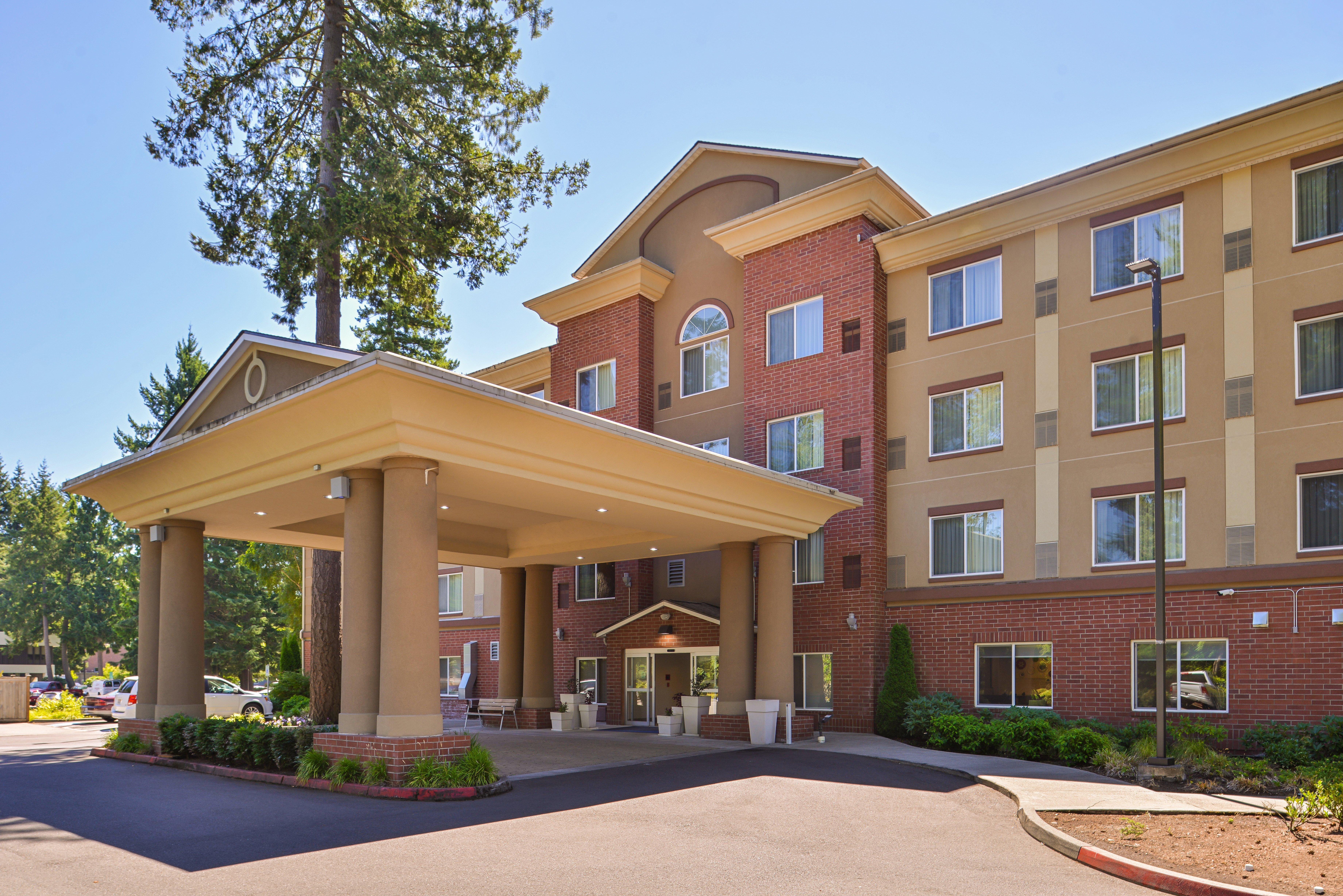Holiday Inn Express & Suites Lacey - Olympia By Ihg Exterior photo