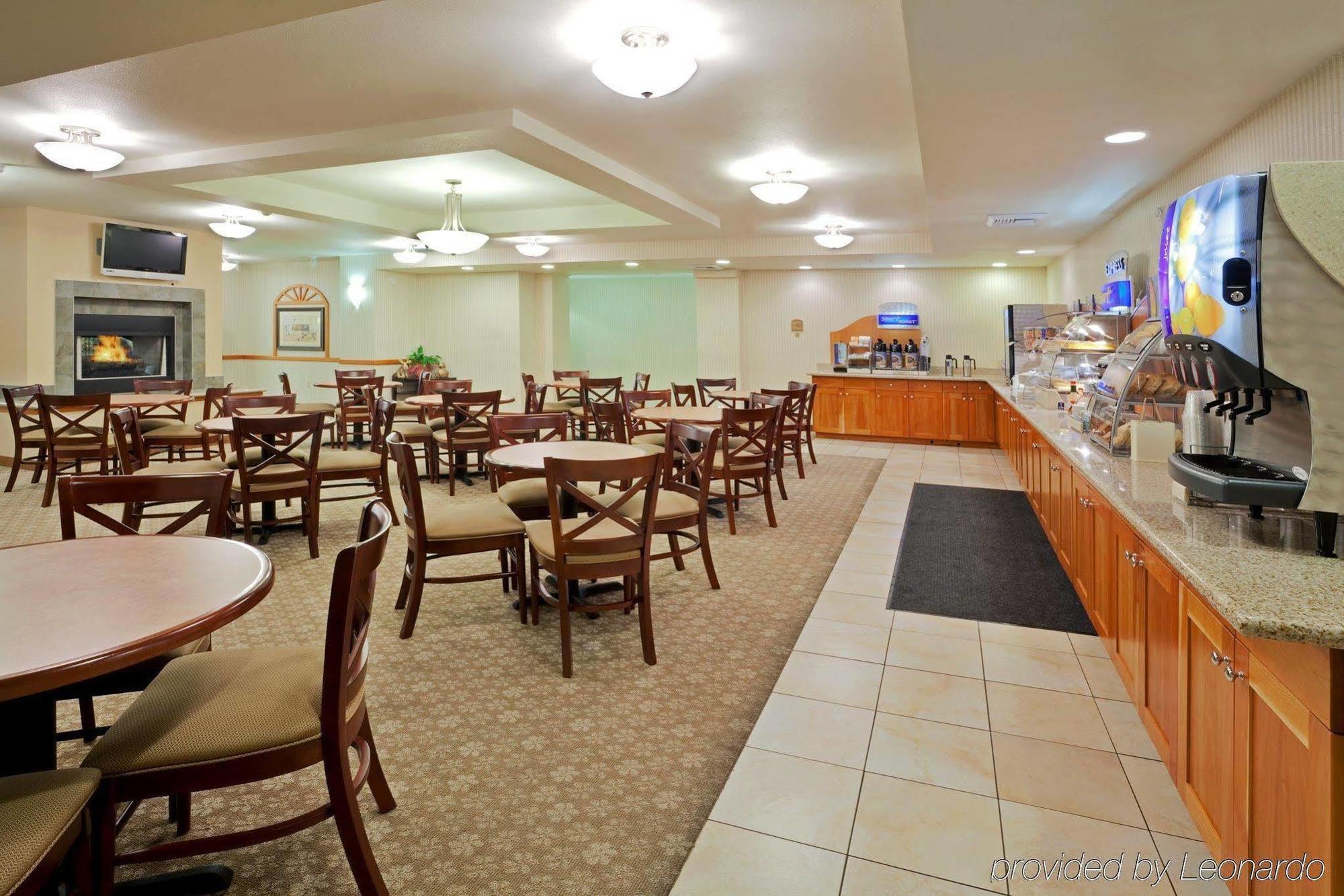 Holiday Inn Express & Suites Lacey - Olympia By Ihg Exterior photo